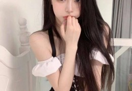 茶香中的深度对话，构建心灵交流的静谧空间